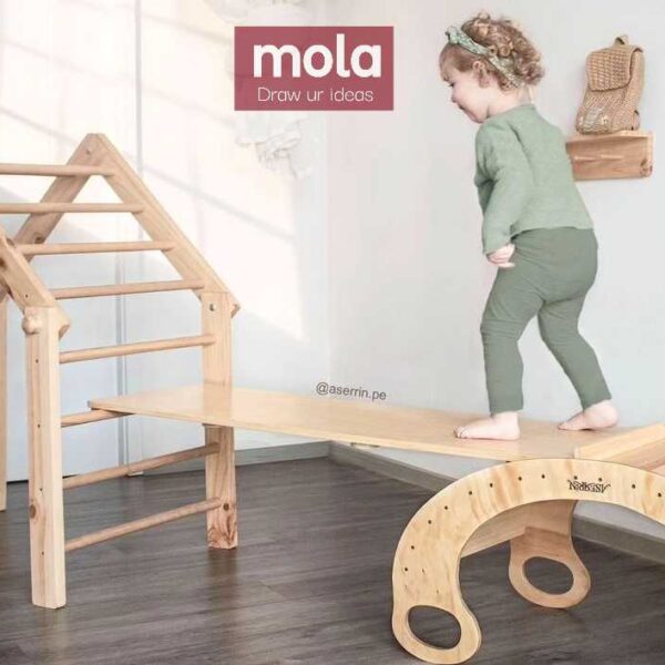 ألعاب من الخشب الطبيعى